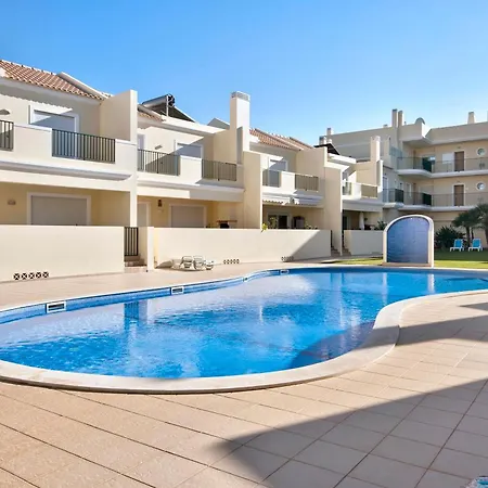 Casinha Dos Serves Apartman *