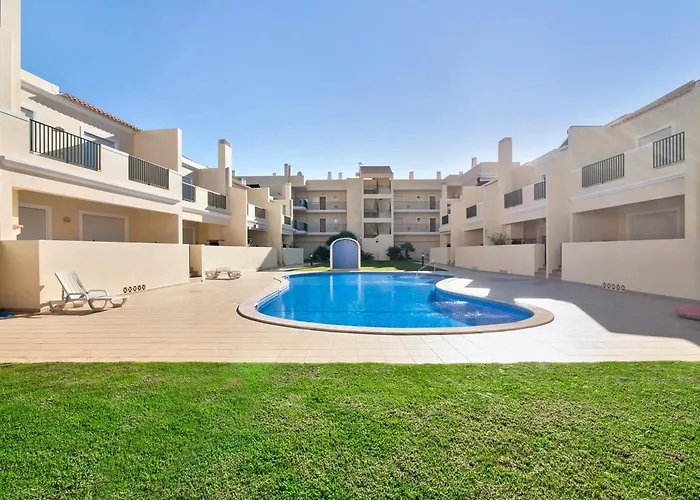 Casinha Dos Serves דירה